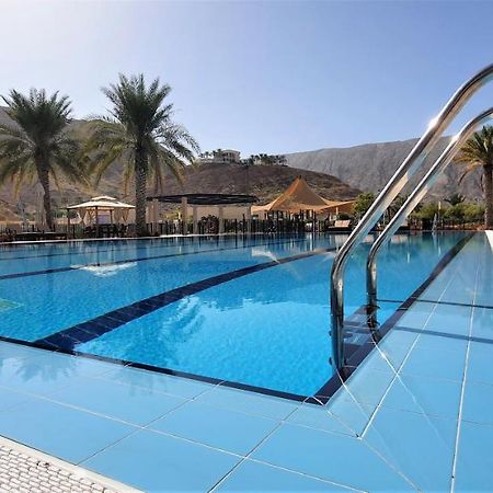 One Elegant 1Bhk Apartment In Muscat Bay 02 Kültér fotó
