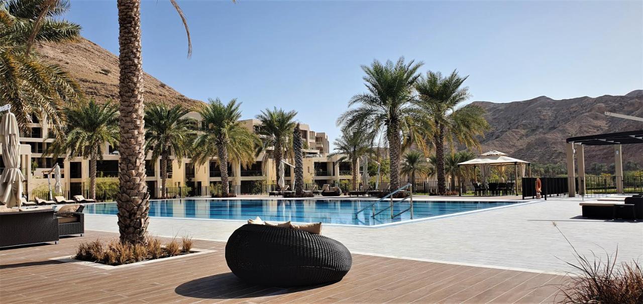 One Elegant 1Bhk Apartment In Muscat Bay 02 Kültér fotó