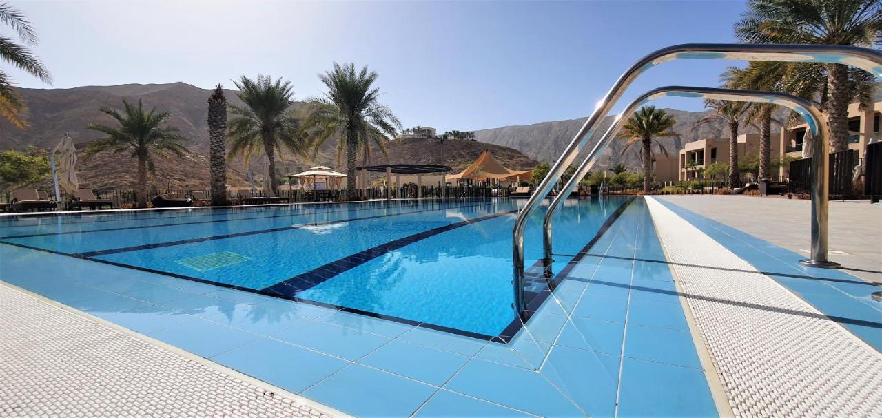 One Elegant 1Bhk Apartment In Muscat Bay 02 Kültér fotó